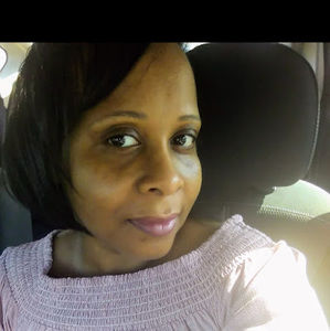 Meet your Posher, Vita